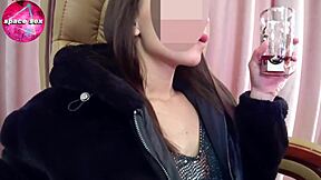 does this babe play with her pussy passionately on business trip?