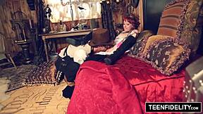 Dirty redhead steampunk slut zoey nixon in hardcore cosplay