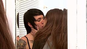 riley reid, nikki hearts, kiss those pussies?