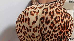 Kitty Chloe Amour Wants Rough Play With Her Pussy!