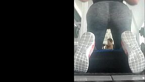 Flaca Rica Empinada En Gimnasio Teen Bent Over Ass Doggystyle Mexican Leggings