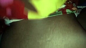 dando meu pau de presente pra minha meia irma da bunda grande