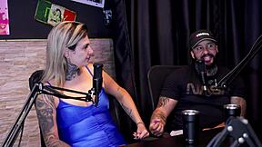 couple makes video peeing holding hands