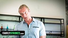 am înșelat pe iubitul meu cu tatăl vitreg pentru prima dată 😈