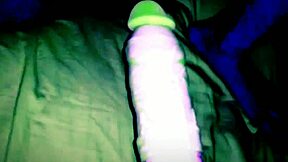 Teen girl has mind-blowing orgasm on dildo 😍