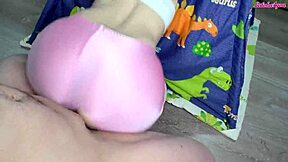 Girlfriend Passionately Sucks Cock For Facial.