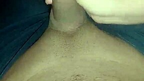 masturbo esta polla grande sin parar in public lingerie fetish