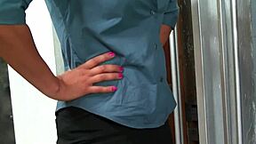 Big Tit Brunette Isis Love Gets Pussy Pounded