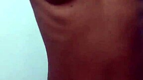 Amateur teen couple reenacts Bonnie and Clyde story