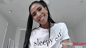 Is this K-pop daughter's pussy popping with cum from an old guy? Jada Kai gets hardcore blowjob and oral