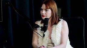 man not obligated to make woman cum, avoids vibrators, but attends voyeur reh queen