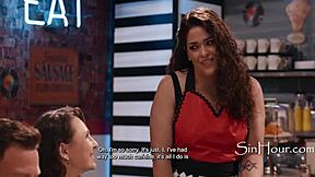 Teen Liz Jordan Dates Older Guy In Public Encounter