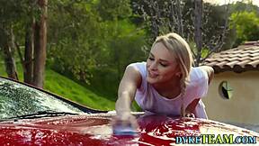 Milf rides face while scissoring with teen babe