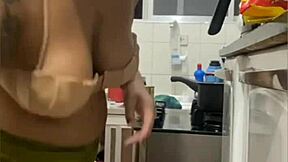 doing live in kitchen, flashing my swollen pussy in mini skirt 😏