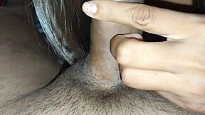 Pagando con sexo al due�o del alquiler y se corre dentro de mi co�o sin cond�n.