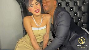 Peruvian roughs young Venezuelan for followers