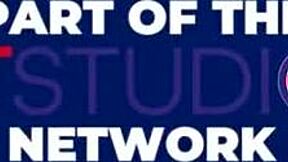 Busty milf gets her pussy eaten by her neighbor at home