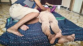 Je Shivani moje nejlepší pussy holka?