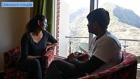 Lonely rachna starts liking room service guy ravi 😘