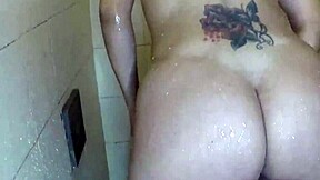 Blowjob And Creampie In The Shower With Tattooed Pornstar!