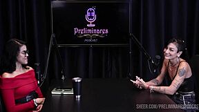 Caroleta Roots' orgasm moments with Bia Hot outdoors