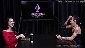 Caroleta Roots' orgasm moments with Bia Hot outdoors