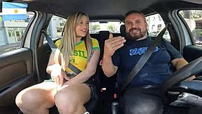 Beautiful Transsexual Babyjazmin Enters Car In Buenos Aires