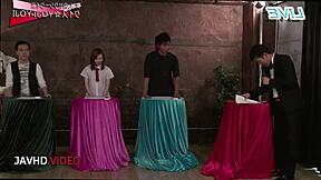 리카 안나 그룹 섹스 절정으로 끝나?