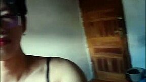 amateur shemale in black bra and stockings, are you cumming on handkerchief?!