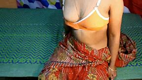 My ex married an old guy and invited me for rough sex, that old uncle's wife is so sexy! 😏