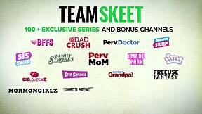 petite babe strokes officer's hard cock with tiny feet and gets sloppy creampie 😈