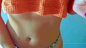 college girls masturbate in shower, latina with big ass reaches orgasm