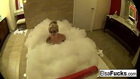 elsa jean shows off her hotel room and body