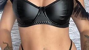 blonde teen shows big ass