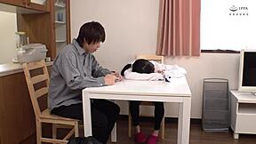 japanese step siblings explore first time in bedroom! 😘