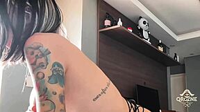 Janys relaxes client with massage and roleplay.