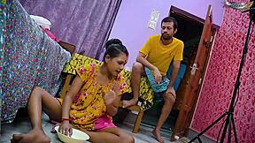 Desi Malik Kongkek Pembantu Gaya Anjing