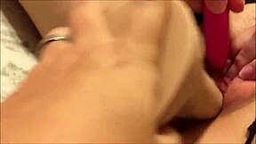 creamy masturbation with girlfriend 😍