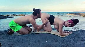 Secret Encounter in Paradise: Licking and Fucking