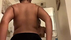 Teen Ebony Girl Twerks With Passion