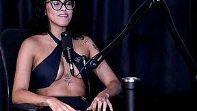 i prefer the dick that makes me orgasm, recording with elisa sanchez on how to lick pussy and talk about having a child.