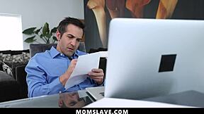 Together the trio gets a ton of work done with the touch of freeuse - momslave 😘👀