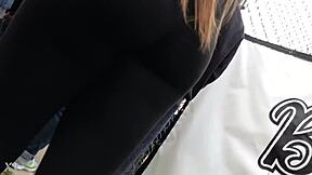 anna kasper shows candid ass