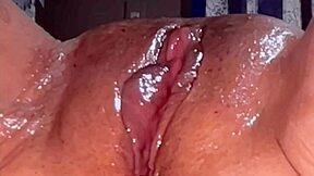 Amateur Pink Pussy Masturbation