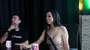 Começou No Pornô Fez Collab Depois De Vender Punheta A Família Foi Difícil Mas O Pai E A Mãe - Teh Angel Sheer Red