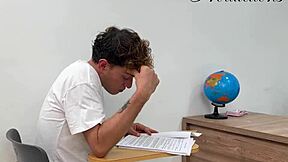 student seduces classmate for quick fuck in class 😏