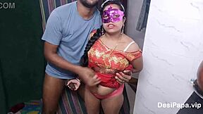 ภรรยาแต่งงานใหม่อินเดียโดนเย็ดท่าหมาโคตรเด็ด!