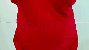 I feel so sexy and horny with my pregnant belly.