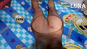 Venezolana De Lindas Nalgas En Mallas Negra La Ponen A Mamar Verga Para Culearla En Todas Posiciones Y Hasta Echarle La Leche Encima De Cuca Jugosa