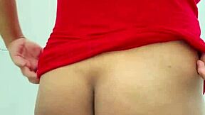 I feel so sexy and horny with my pregnant belly.